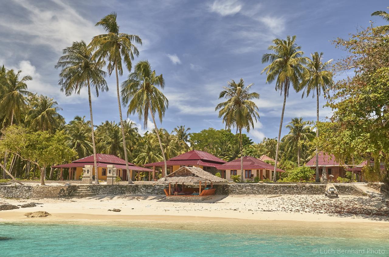 Puri Asu Resort Palau Asu Exteriör bild